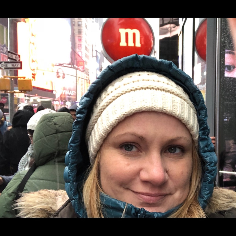 Meet your Posher, Chrystal